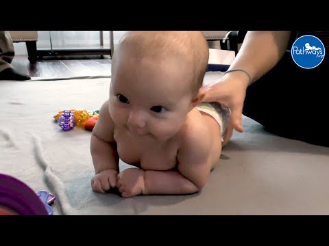 Meeting Milestones – How to Help Baby Lift & Hold Head Up