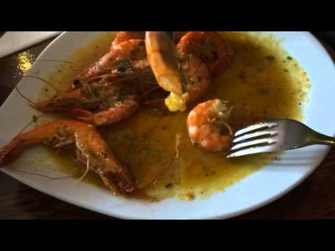 Gamba's eten met bestek bij De Vest Gamba's eten met bestek bij De Vest